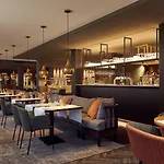 Hotel Der Valk 4*