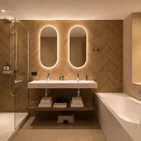 Hotell Der Valk 4*