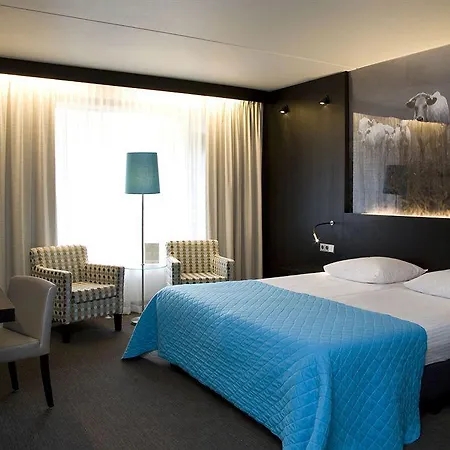 Der Valk Hotel 4*