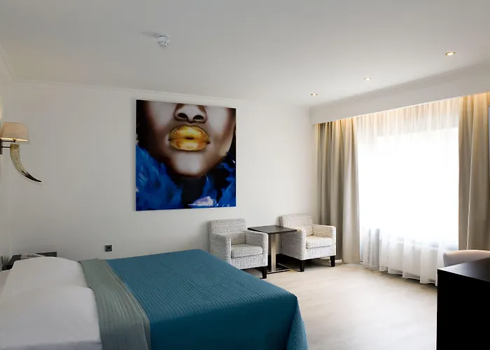 ヴァン デル ヴァルク アーネム