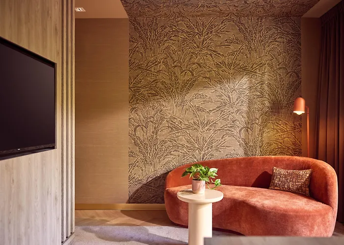 ヴァン デル ヴァルク アーネム